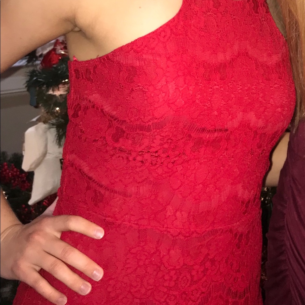 Red Dress - Picture 2 of 4